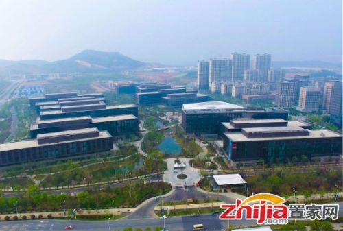 頭條 大王椰實(shí)力斬獲 十大工程板材品牌 榮譽(yù)